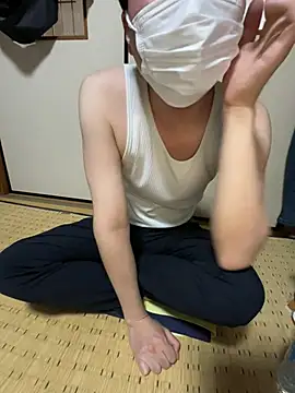 shizuku-kun211 online show from 04-25-26, 08:17