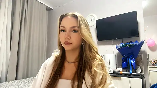 MilaSliger online show from 02-23-26, 07:22