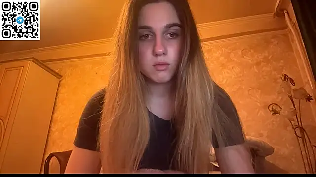 LovelySilk 63 online show from 04-25-26, 06:27