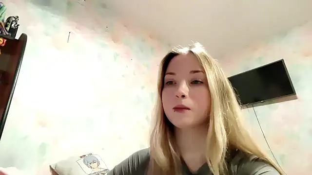 TiaBIanks online show from 03-10-26, 09:58