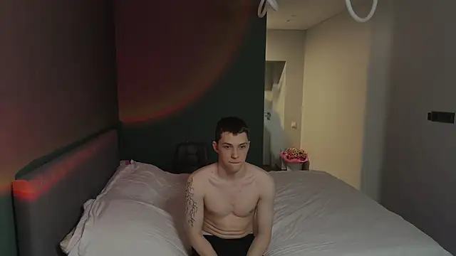 Snapshot of cronck52 chatting on 02-12-26, 11:11 cronck52 online show from 02-12-26, 11:11