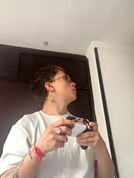 SimonMasseel online show from 02-13-26, 06:48