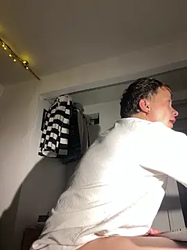 SimonMasseel online show from 02-17-26, 03:25