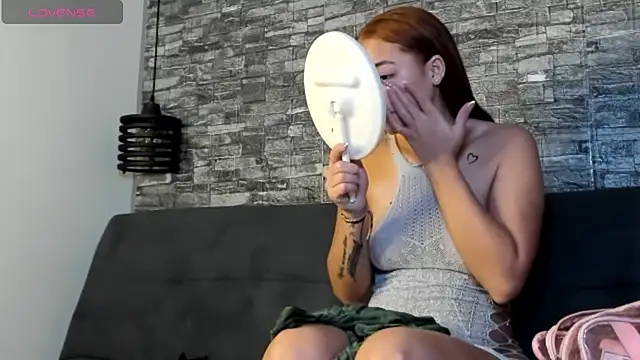 ASHLEY COLLINS1 online show from 02-11-26, 12:54