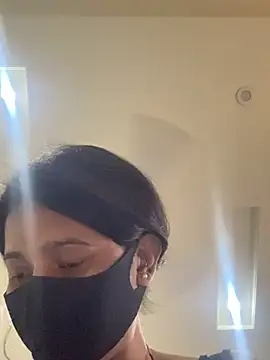 raavigirl online show from 03-15-26, 08:20