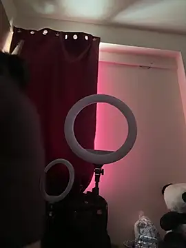 raavigirl online show from 04-25-26, 10:51