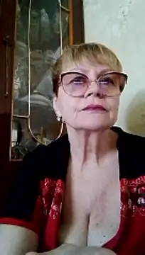 Snapshot of SophieBurns chatting on 06-14-26, 10:06 SophieBurns online show from 06-14-26, 10:06