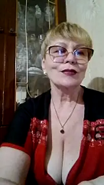 Snapshot of SophieBurns chatting on 07-26-26, 02:46 SophieBurns online show from 07-26-26, 02:46
