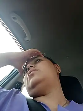 MajoArias online show from 03-19-26, 10:36