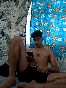 Snapshot of baby_22cm chatting on 05-07-26, 03:06 baby 22cm online show from 05-07-26, 03:06