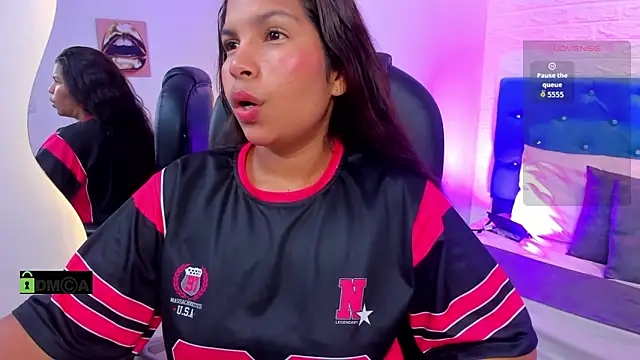 Snapshot of Dulcecooper1 chatting on 02-24-26, 07:56 Dulcecooper1 online show from 02-24-26, 07:56