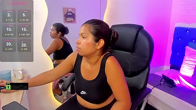 Snapshot of Dulcecooper1 chatting on 03-02-26, 07:32 Dulcecooper1 online show from 03-02-26, 07:32