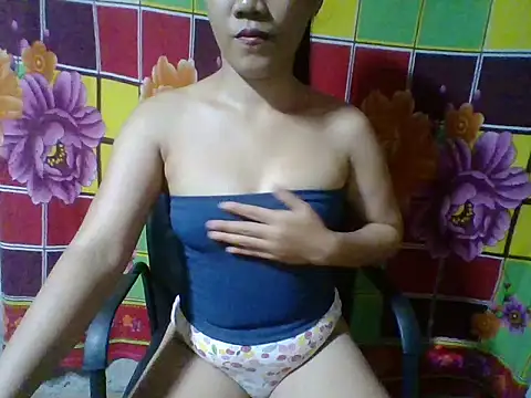 Snapshot of SweetHotBabe18 chatting on 05-27-26, 01:57 SweetHotBabe18 online show from 05-27-26, 01:57