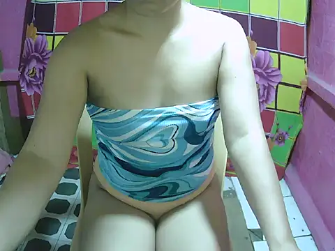 SweetHotBabe18 online show from 06-24-26, 12:42