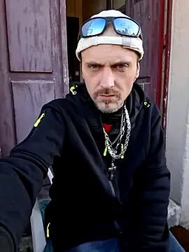 SwatRocShy online show from 03-15-26, 07:47