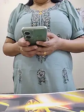 SexybeboX online show from 04-05-26, 06:43