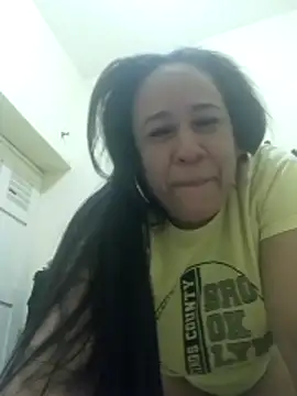 hannah boscovich online show from 03-12-26, 02:50