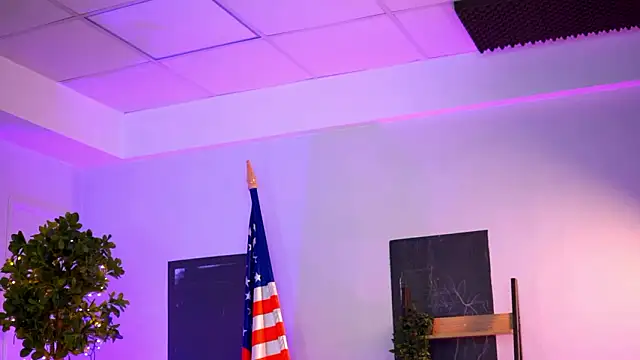 Snapshot of G0ldenGrace chatting on 02-16-26, 08:38 G0ldenGrace online show from 02-16-26, 08:38