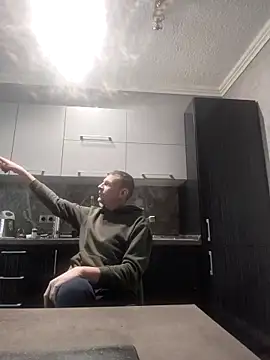 Boltlowq online show from 02-15-26, 08:24