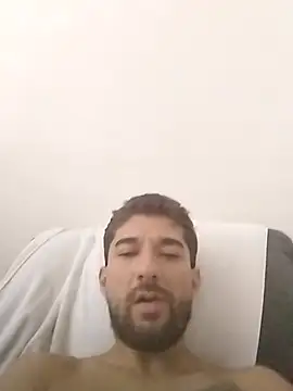 Camilo696903 online show from 04-01-26, 03:42