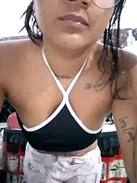 Zoe Renata online show from 04-28-26, 08:19