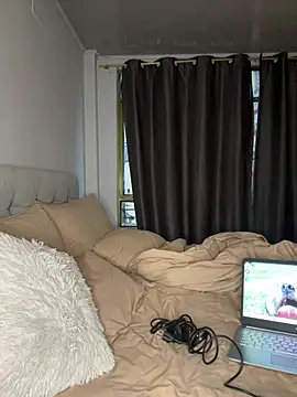 RachelWeisz  online show from 02-23-26, 11:18