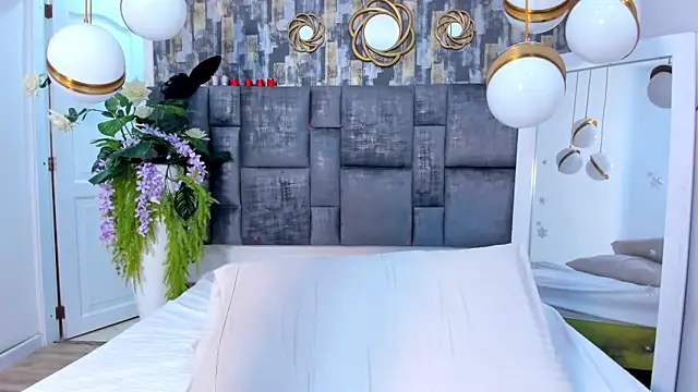 MiiaTauro online show from 02-27-26, 08:31