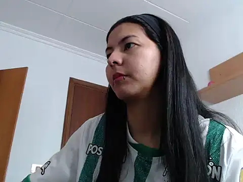 ZeforAitanna online show from 03-04-26, 10:21