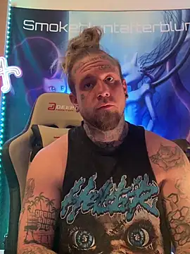 Smokebluntafterblunt online show from 02-16-26, 02:18