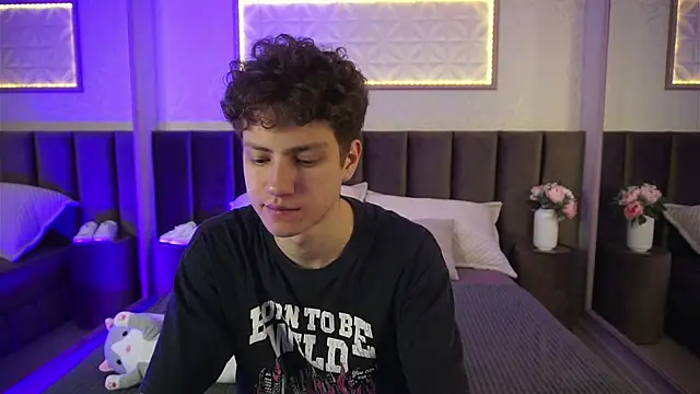 StefanBev online show from 04-24-26, 08:22