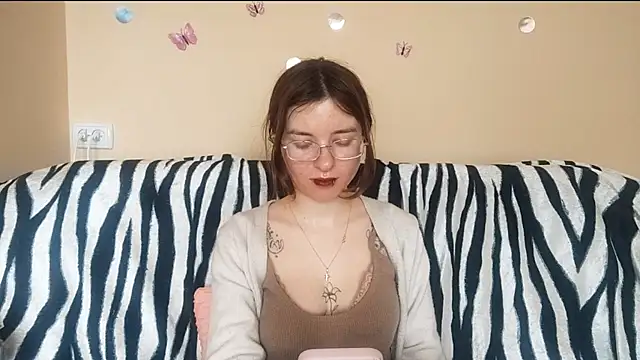 LanitaHemple online show from 04-20-26, 01:25