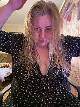 Snapshot of Mommy-girl-Lola chatting on 05-10-26, 10:53 Mommy-girl-Lola online show from 05-10-26, 10:53