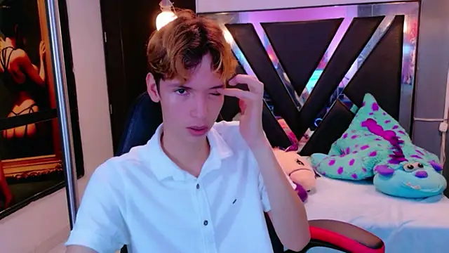 Liam Green1 online show from 02-07-26, 03:16