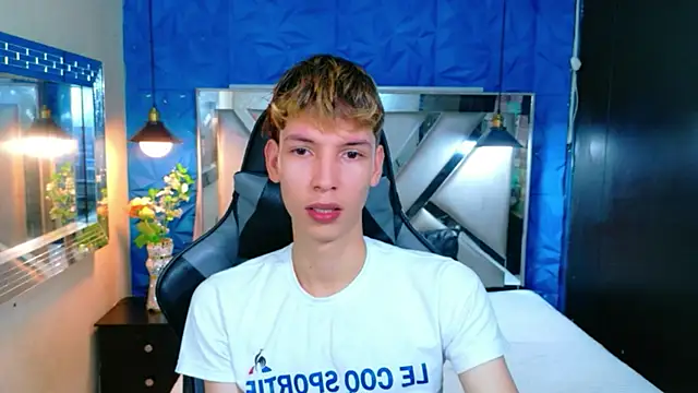 Liam Green1 online show from 03-02-26, 03:52