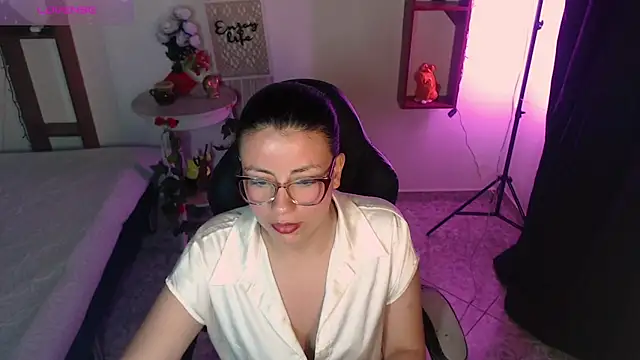 QueenRose94 online show from 03-30-26, 12:39