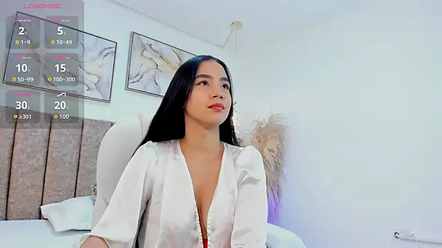 Yaasmin  online show from 02-17-26, 06:36