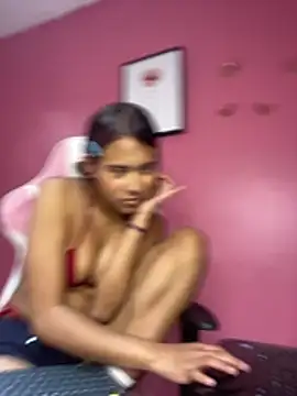 Rylia online show from 03-16-26, 02:21