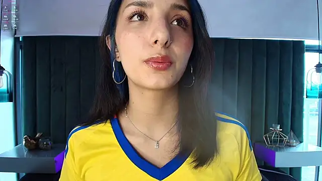 Snapshot of Aris_Suarez chatting on 07-07-26, 03:49 Aris Suarez online show from 07-07-26, 03:49