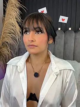 Nanda vixen  online show from 02-15-26, 09:00