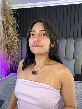 Nanda vixen  online show from 04-23-26, 11:18