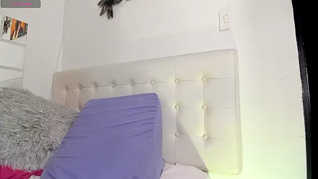 MiaEvans0 online show from 03-21-26, 08:19