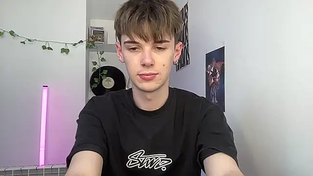 YourMilkyGuy online show from 05-28-26, 02:58