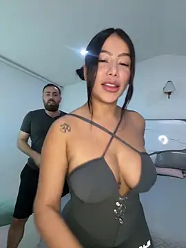 Snapshot of hotcouplexx1 chatting on 02-19-26, 07:43 hotcouplexx1 online show from 02-19-26, 07:43