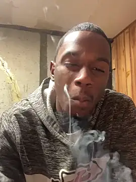 Snapshot of pussyeater_- chatting on 02-25-26, 04:22 pussyeater - online show from 02-25-26, 04:22