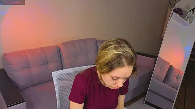 Mini Allice online show from 02-23-26, 01:03