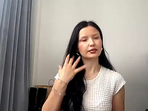 JoanGold online show from 04-23-26, 06:25