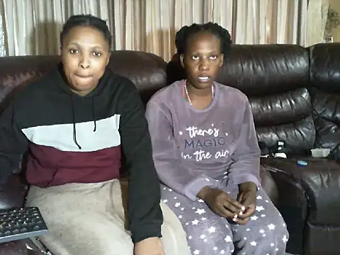 Caramel-Diva online show from 03-12-26, 07:36