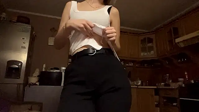 CharmingBlonde online show from 03-03-26, 06:14