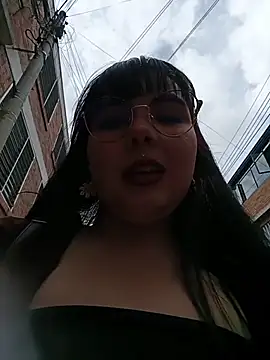 Yulska online show from 04-18-26, 08:09