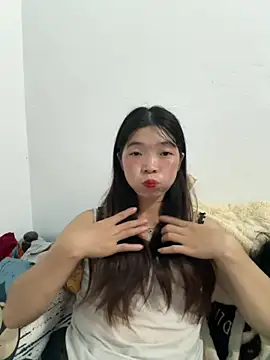 cuty lusy online show from 07-29-26, 12:47